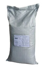 Lade das Bild in den Galerie-Viewer, Ein Sack mit Carbuna BAK Pflanzenkohle 20 kg